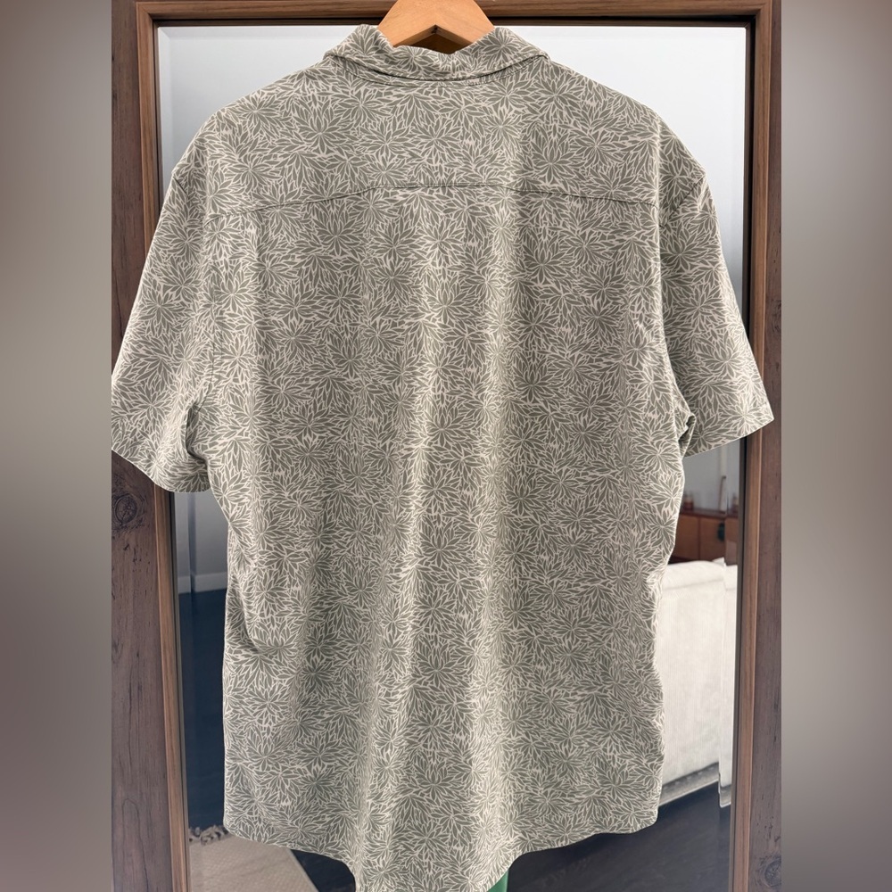 Faherty Olive Frond Reserve Pima Short Sleeve Shirt - Picture 5 of 5